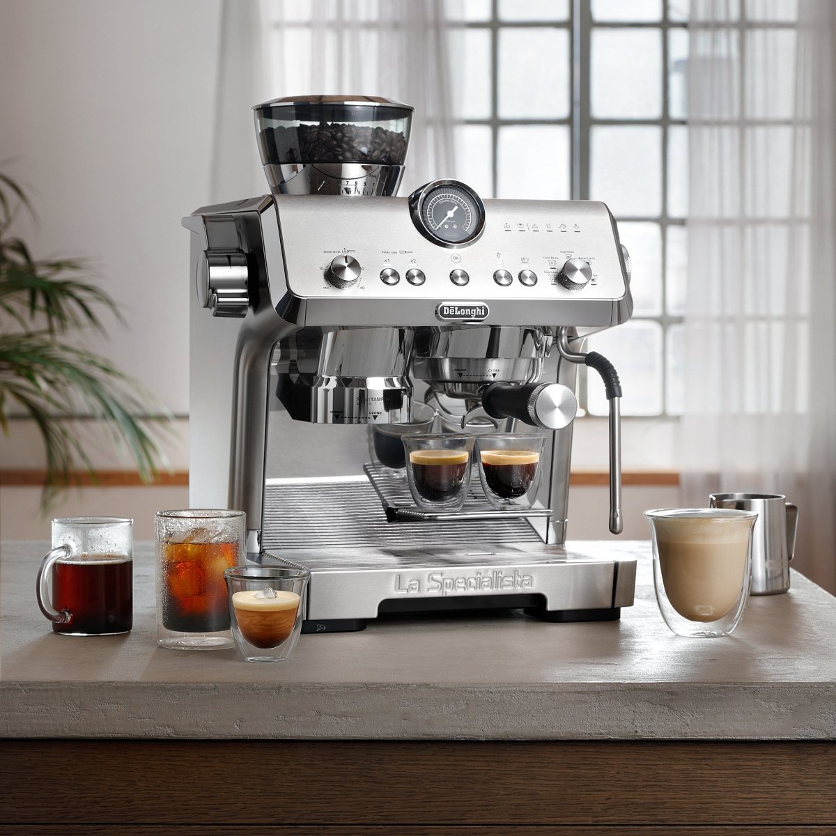 Delonghi - La Specialista Opera Espresso Machine with Cold Brew (EC9555M)