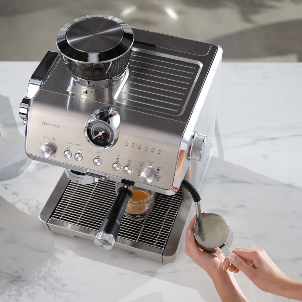 Delonghi - La Specialista Opera Espresso Machine with Cold Brew (EC9555M)