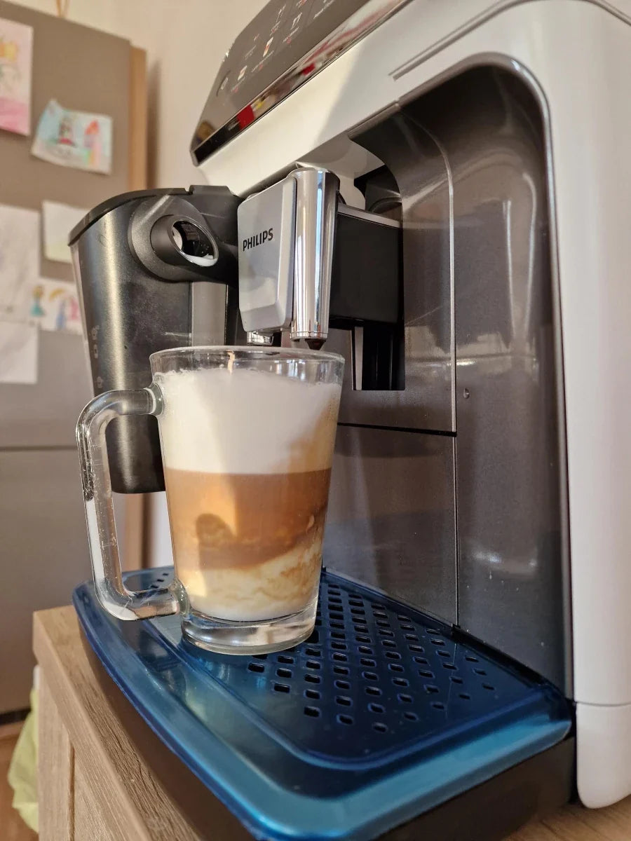 Philips - Series 3300 LatteGo (SilentBrew) EP3347/90